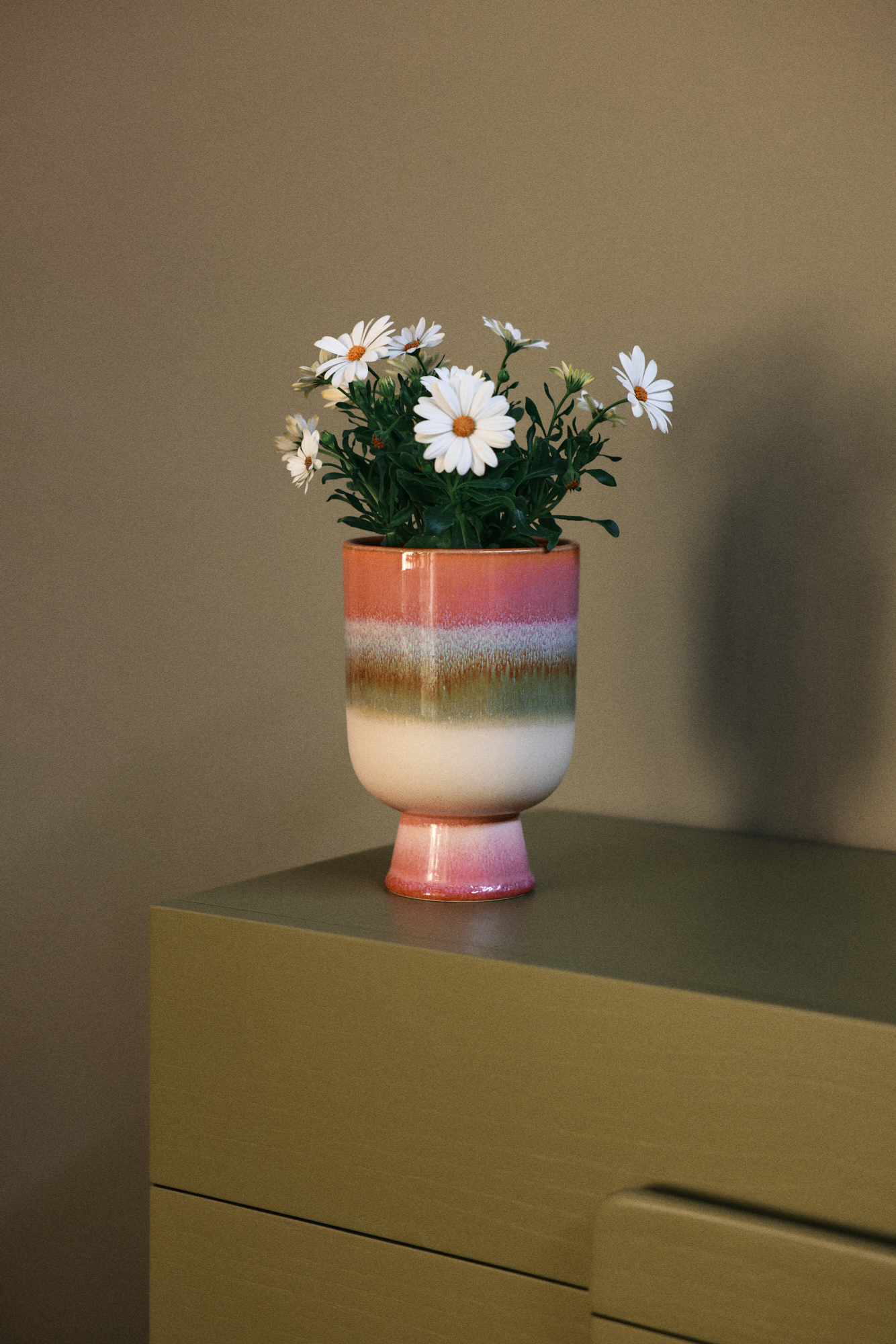 Flower pot retro rosefield