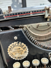Mercedes typemachine