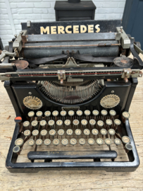 Mercedes typemachine