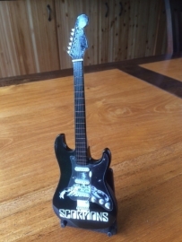 G2016040 Scorpions decoratie gitaar