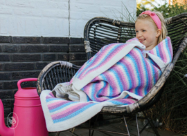 Pakket voor Durable Velvet deken: Happy Unicorn Stripes Blanket