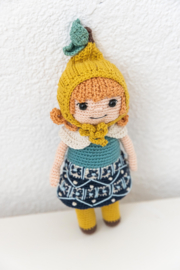 Katia Garen en fourniturenpakket voor Amigurumi popje