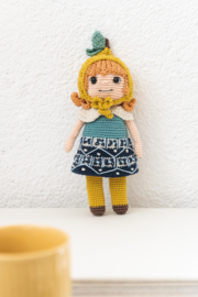 Katia Garen en fourniturenpakket voor Amigurumi popje