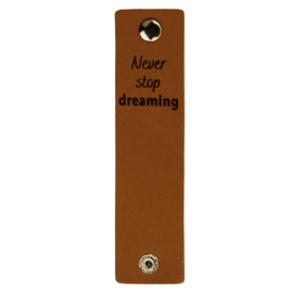 Durable Rechthoekige leren labels met drukknoop van 12 x 3 cm - Never Stop Dreaming per 2 stuks