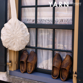 Scheepjes Yarn Bookazine 18 The Family Issue (NL)