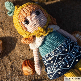 Katia Garen en fourniturenpakket voor Amigurumi popje