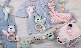 Haakpakket DenDennis babyspeeltjes MINT