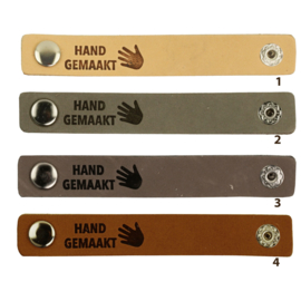 Durable leren label bandje met drukknoop van 10 x 1,5 cm - Hand gemaakt per 2 stuks