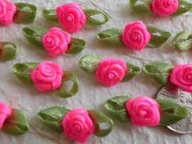 Satijnen roosje met blaadjes  Hot Pink