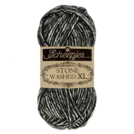 Scheepjes Stone washed XL 843 Black Onyx 