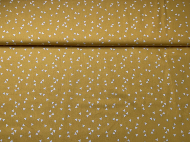 Katoen geel met witte driehoekjes ca. 4 meter
