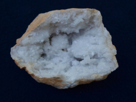 Bergkristal geode klein BE153