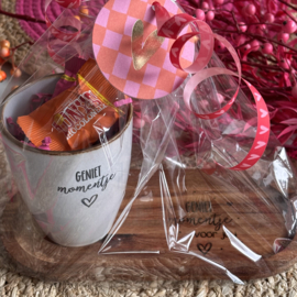 Cadeauset Mok met plankje - Genietmomentje