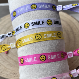 Armbandje Smile lint