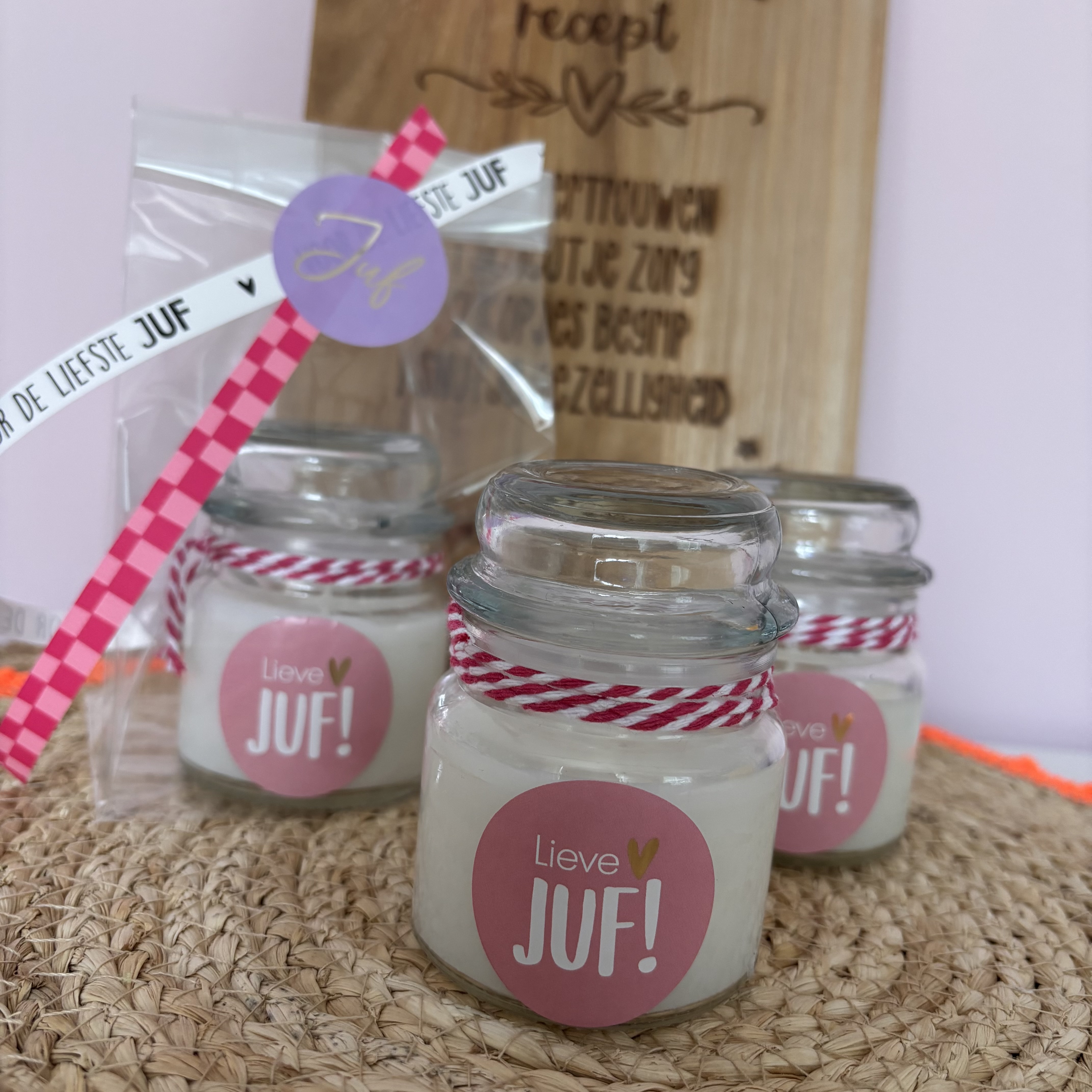 Kaarsje lieve JUF