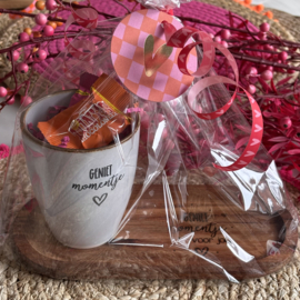 Cadeauset Mok met plankje - Genietmomentje