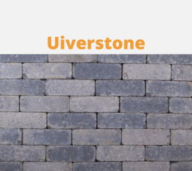 Uiverstones Getrommeld