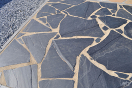 Flagstones Ultra Black 30-40 mm