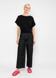 Picnic Friend Elegant Lady in Black