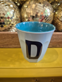 Medium Alphabet Cup Plain D (b)