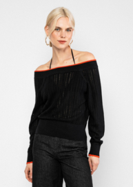 Delicious Summer Elegant Lady in Black