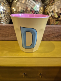 Medium Alphabet Cup Plain D (r)