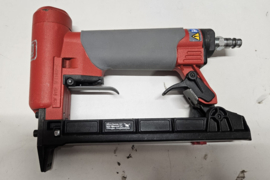 Senco nietmachine SFT10XP-voor F-niet (DEMO MODEL, zonder koffer)