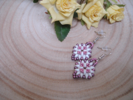 Boucles d'oreilles Blanches  - rose (O-45)