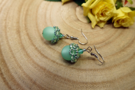 Boucles d'oreilles vert claire avec des Cristaux de haute qualité (O-143)