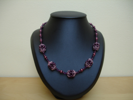 Ketting Roos - Purper met High Quality Christals (K-42)