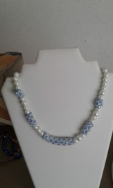 Collier 'Netting' fait par Annie