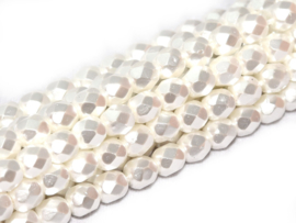 Facettes brillante Blanche (Fire Polished)  4mm / Cordon  120 pièces / KD706