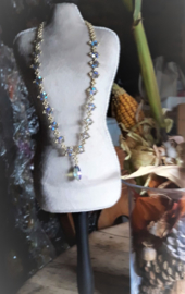 Collier avec pendentif  Swarovski fait par Christiane