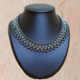  Ketting met Blauw-groene High Quality Crystals (K-149)