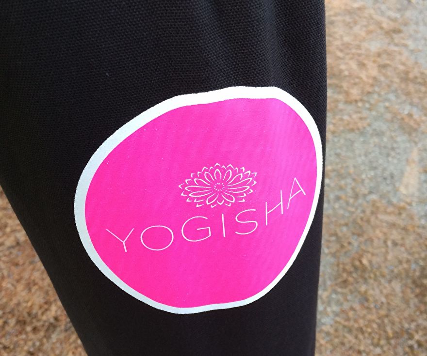 yogatas met logo