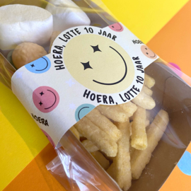 Traktatie frietbakje wikkel - smiley