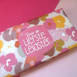 Tony Chocolonely wikkel voor de liefste leidster