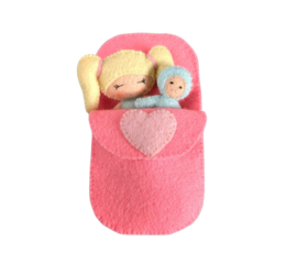 Kindje in bedje Atelier Pippilotta