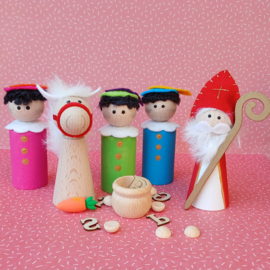 Sinterklaas, Ozosnel en drie pietjes