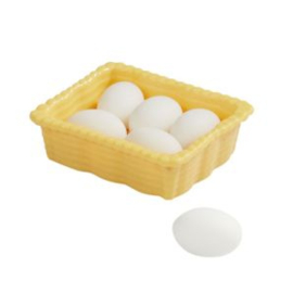 Miniatuur eitjes in mandje