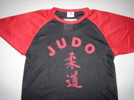 Judo Shirt rood / zwart maat 128