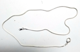 Verzilverde ketting