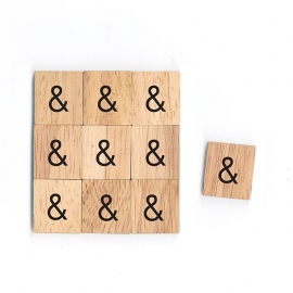 11.02 Houten scrabble blokje: &