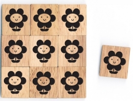 11.02 Houten scrabble blokje: bloem