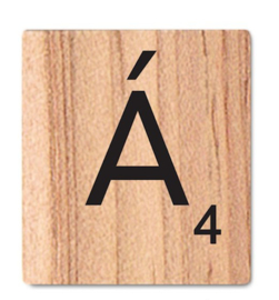 11.02 Houten scrabble blokje: Á
