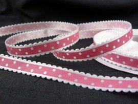 10.03 Wit lint met kartel randje en roze opdruk