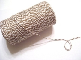 17.02 Baker`s twine donker bruin / wit Cappuccino