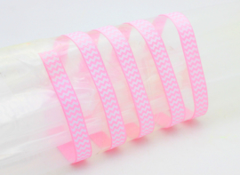 10.05 Roze lint met wit gekartelde opdruk