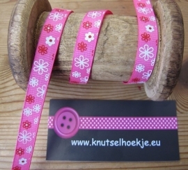 10.06 Roze lint met witte en rode bloemen