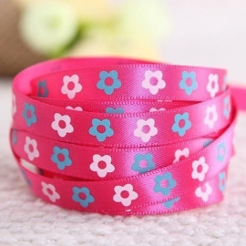10.06 Roze lint met bloemen